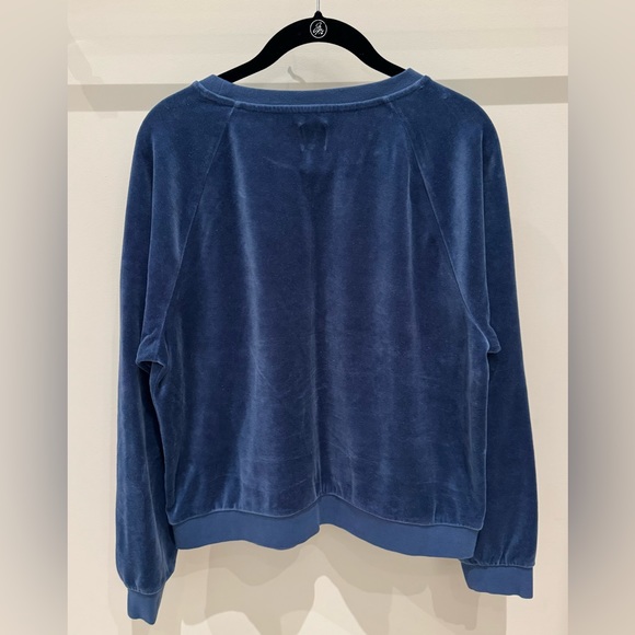 GAP long sleeved velour top - Picture 2 of 2